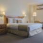 1 King bed smoking room