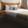 SUITE KING WHITH KITCHEN