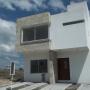 VENDO CASA EN GRAND JURIQUILLA