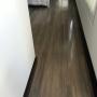 Piso Laminado gris TIPO DUELA