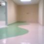 Piso para areas grises de hospital
