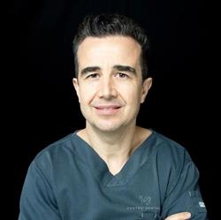 Dr. Israel Garza G