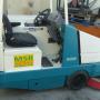 Barredora Tennant 385 Hombre a bordo a gas LP