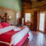 1 Queen bed non smoking, fireplace