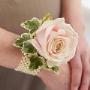 Subido por visitante en 01/09/2017 - Corsage muñequera