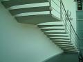 Escalera empotrada