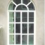 Ventana de aluminio con cuadricula