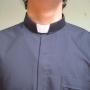 CAMISA CLERICAL.