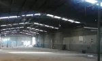 Demolicion de todos los interiores de una nave industrial
