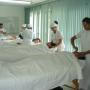Alumnos en examen práctico