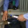 Subido por visitante en 07/11/2017 - Toma de muestra de aciete mineral aislante de transformadores eléctrico para análisis de cromatografía de gases