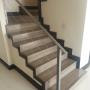 Subido por visitante en 24/10/2015 - Piso Laminado 12mm en Escalera