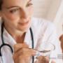 Subido por visitante en 11/12/2015 - ASISTENCIA EN EL CONTROL Y TOMA DE MEDICAMENTOS