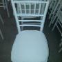 Subido por visitante en 24/02/2016 - Silla tiffany de resina o tubular
