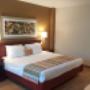 Standard room with a queen bed