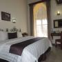 1 King bed, smoking, aircon, city vi