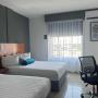 2 Double Beds