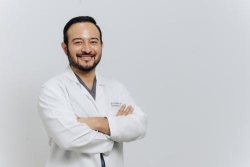 Dr. Esteban Castro Contreras Traumatólogo y Ortopedista