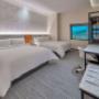 2 Queen Beds