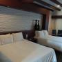 2 Queen Beds
