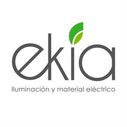 EKÍA