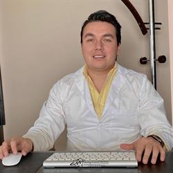 Dr. Rodrigo García Martínez, Dentista - Ortodoncista (Brackets, alineadores, bruxismo)