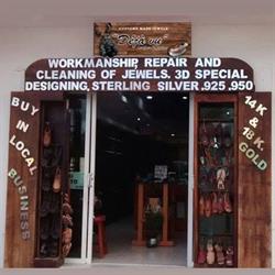 Deja vú Cozumel leather & jewelry