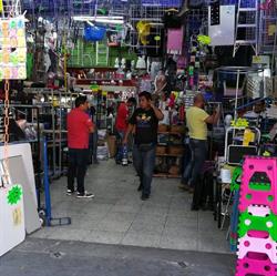 Ganchos y exhibidores