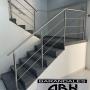 EN ESCALERAS