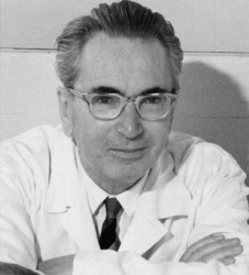 Dr Oscar Barragan