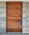 Puertas y portones de ingreso de madera