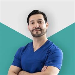 Dr. Arturo Lozano