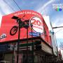 PANTALLA CURVA EN 7 ELEVEN MTY