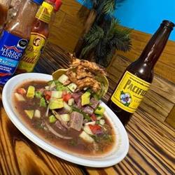 Mariscos Mar y Tierra