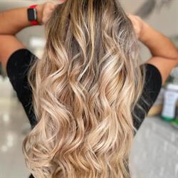 Capelli Salon