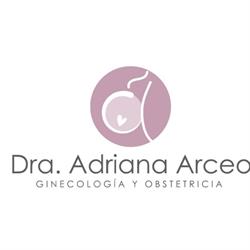 Adriana Elizabeth Arceo Caballero, Ginecólogo