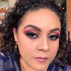 Ale Izaguirre Makeup