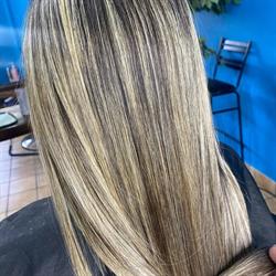 Beauty salon thr33