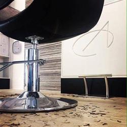 Antonucci Salon