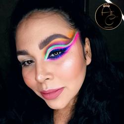 América Camacho Makeup