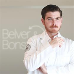 Dr. Carlos Nuñez