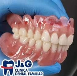 Clínica Dental Familiar J&G