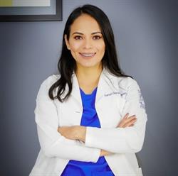 Dra. Karen González