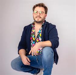 Leo Manzanares Salón
