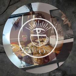 La Bruja Café