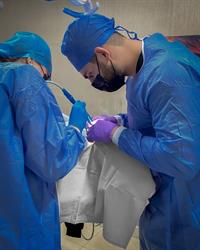 Implantes Dentales / Carillas Dentales / Dr. Ivan Meza